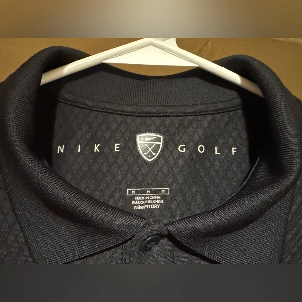 Nike Men's Dri-Fit Black Patterned Golf Polo Shirt - Picture 3 of 5